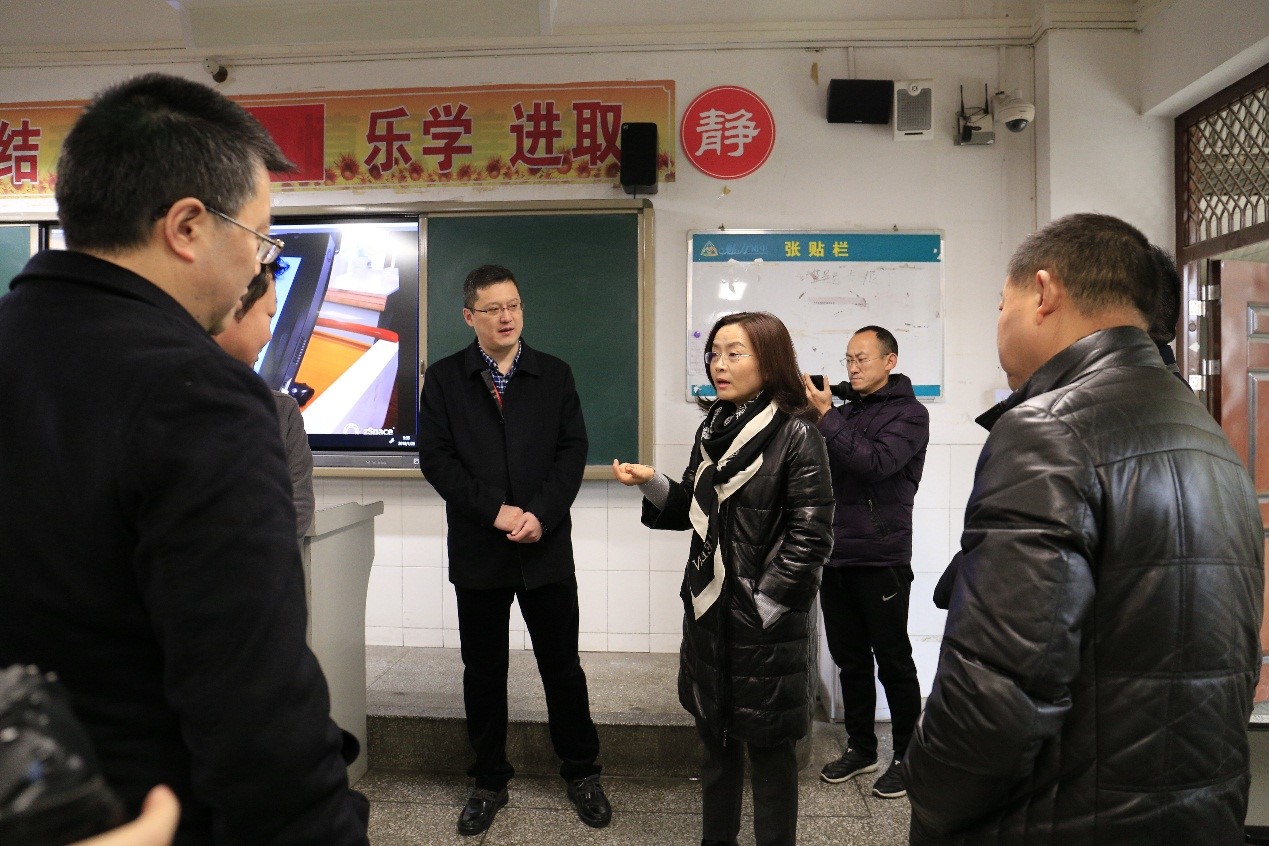 5ab467dcd4ab5.jpg 5ab467dcd4ab5.jpg