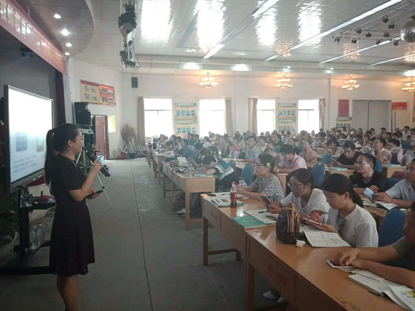 5b90f72e5ccfa.jpg 5b90f72e5ccfa.jpg