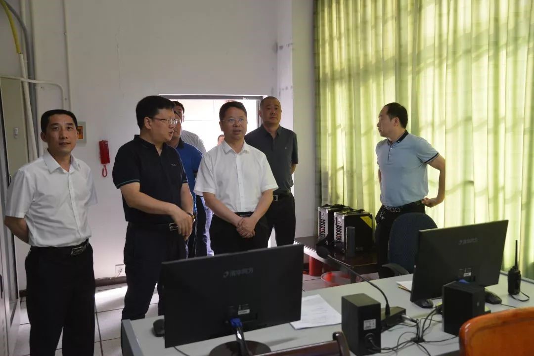 5cf8848400774.jpg 5cf8848400774.jpg